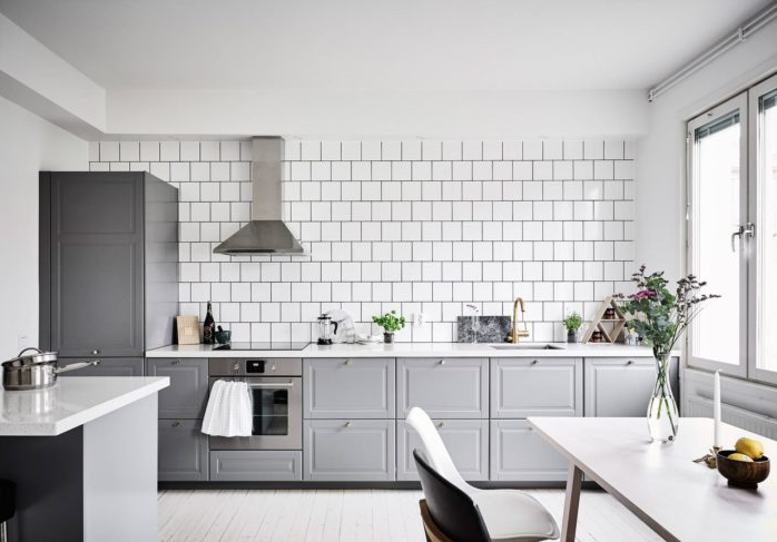 Дизайн кухни без верхних шкафов: 73 современных идей с фото оформления  интерьера
